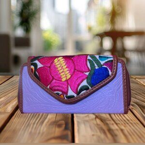 leather wallet/crossbody